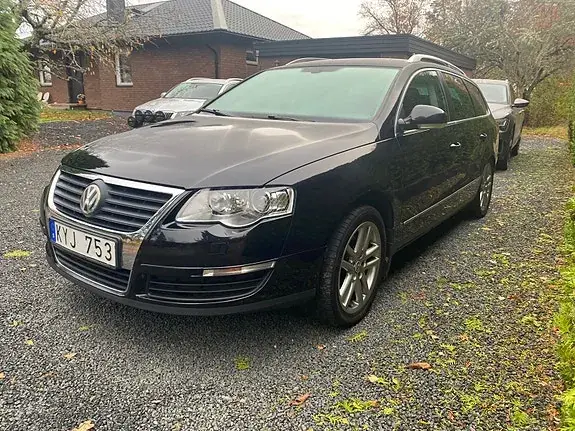 Volkswagen Passat 2010 photo 4