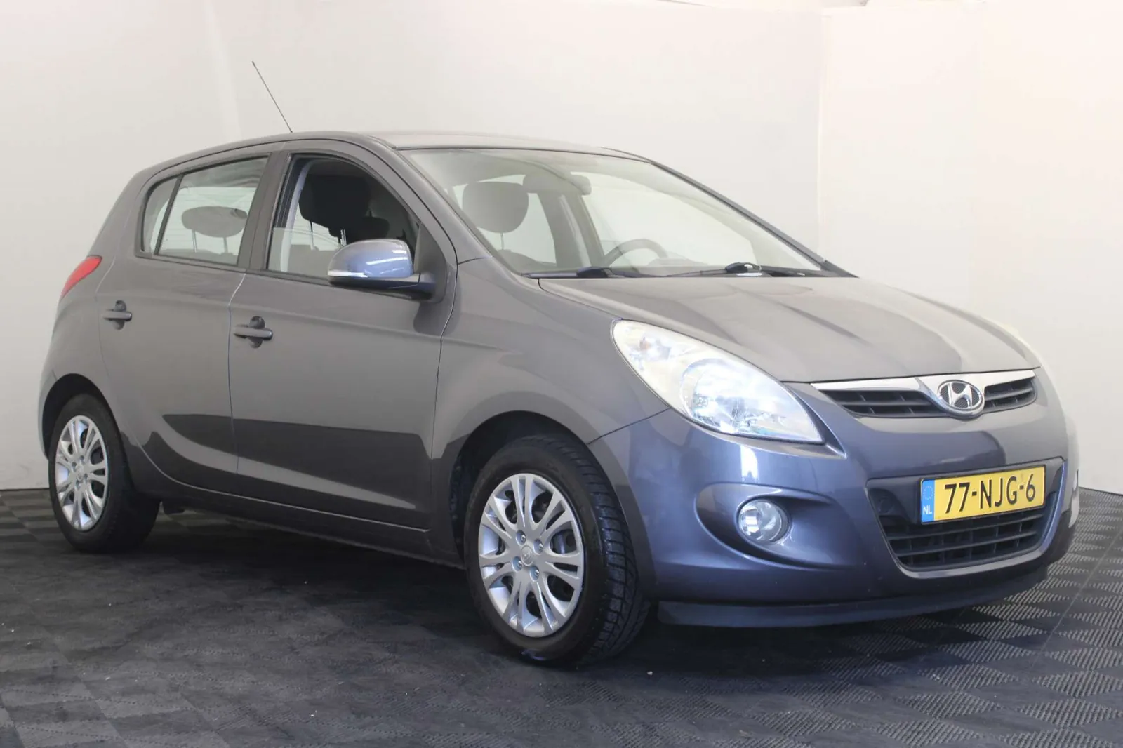 Hyundai I20 2010 photo 3