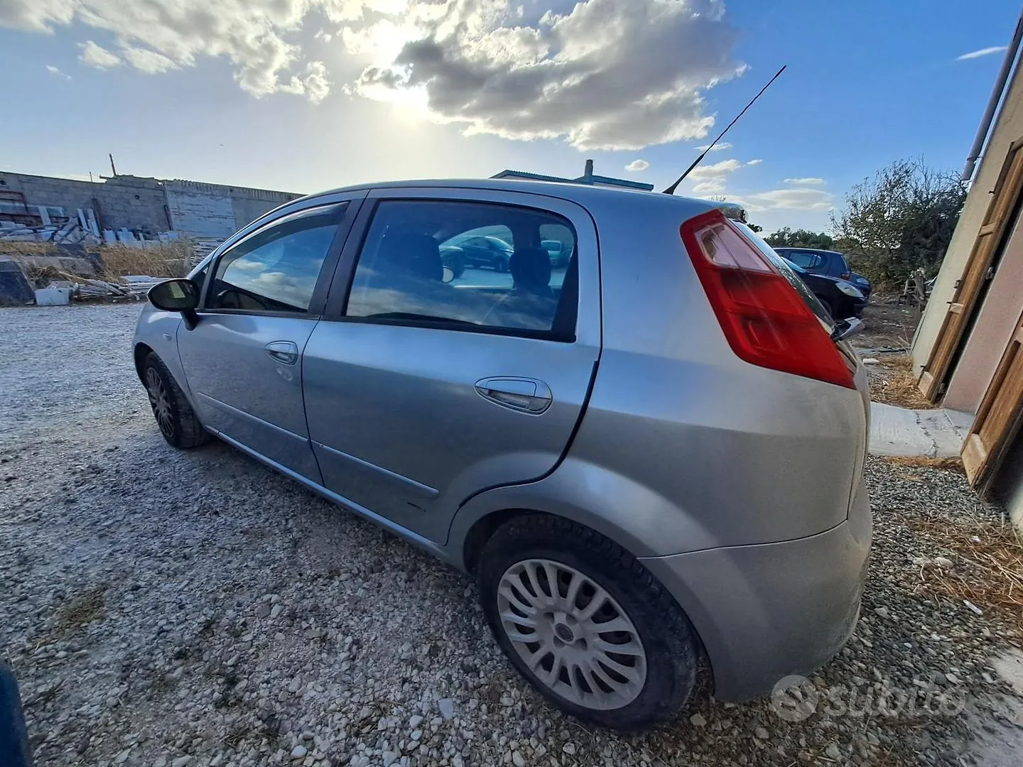 Fiat Grande Punto 2007 photo 4