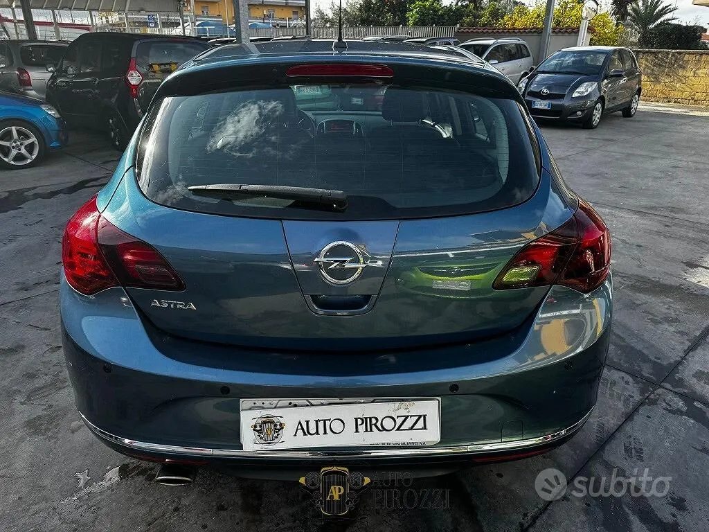 Opel Astra 2014 photo 5