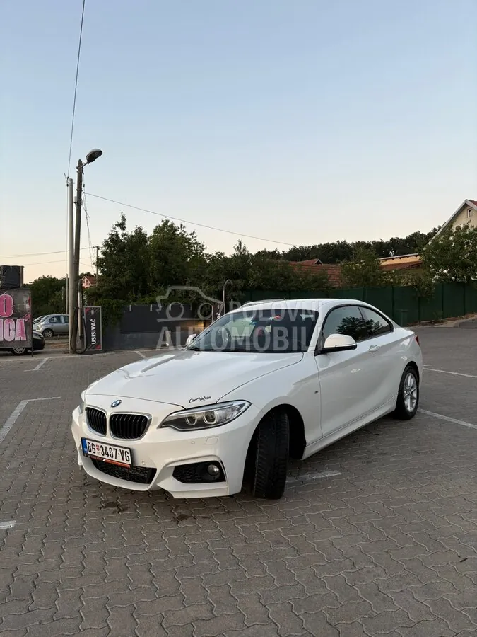 BMW 220