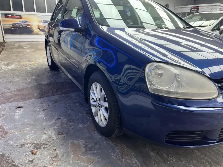 Volkswagen Golf 2007 photo 2