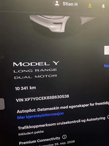 Tesla Model Y 2025 photo 5