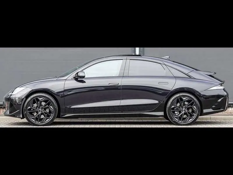 Hyundai Ioniq 6 2023 photo 2