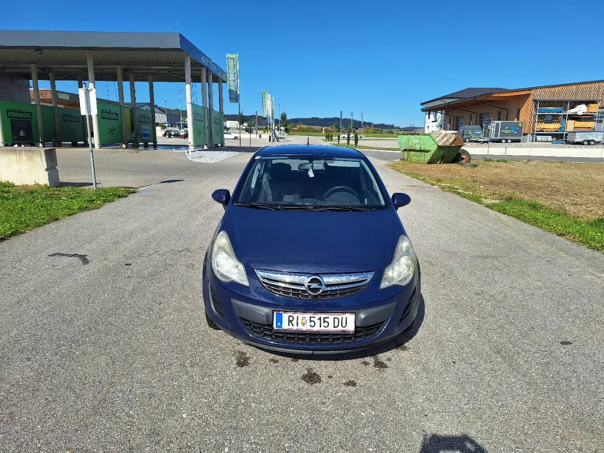 Opel Corsa 2011 photo 3