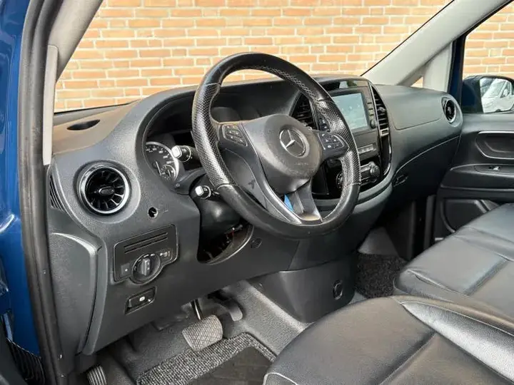 Mercedes-Benz Vito 2023 photo 2