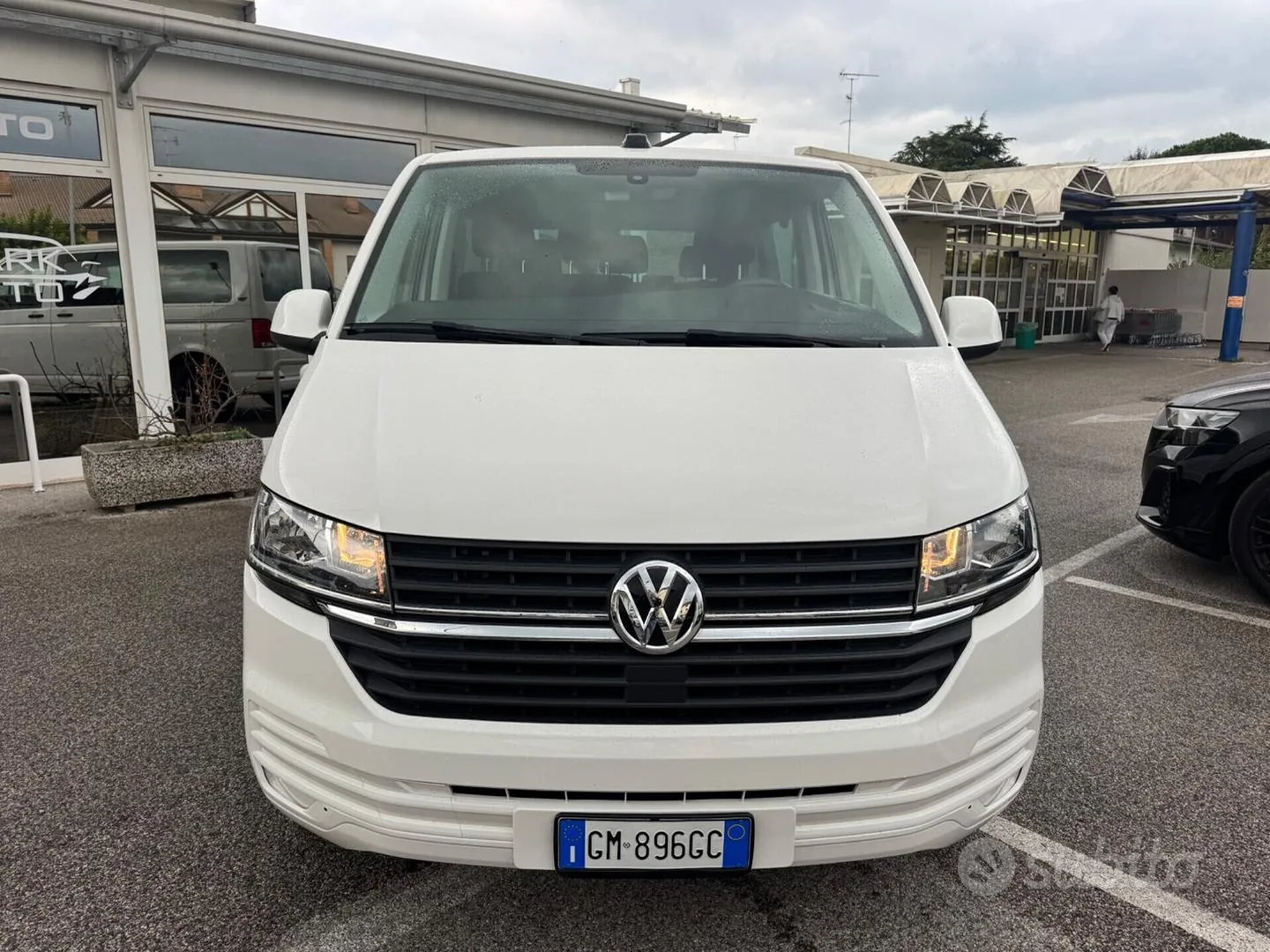 Volkswagen Caravelle 2023 photo 2
