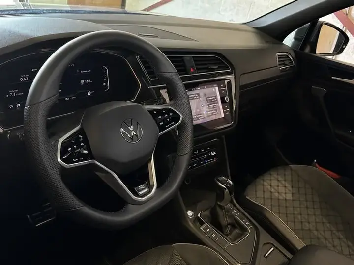 Volkswagen Tiguan 2023 photo 3