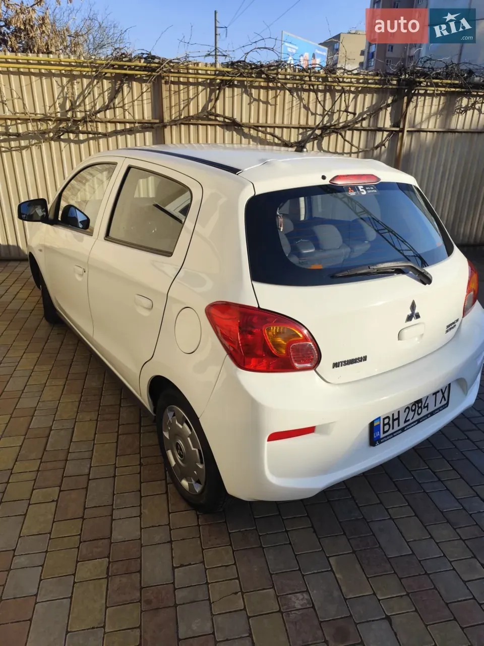 Mitsubishi Space Star 2019 photo 5