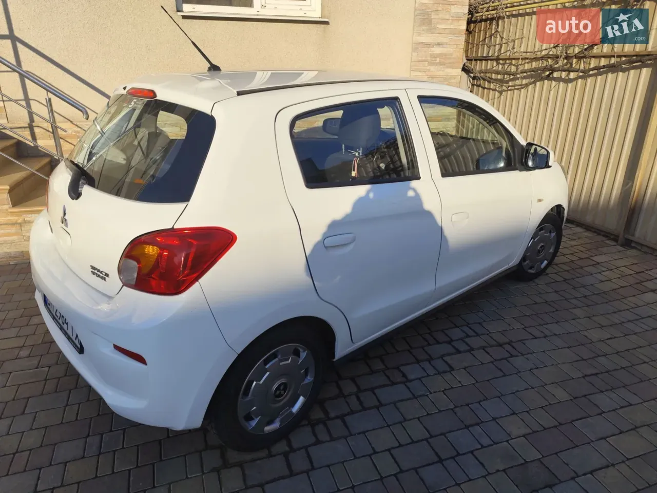 Mitsubishi Space Star 2019 photo 3