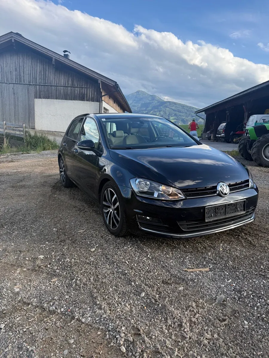 Volkswagen Golf 2014 photo 2