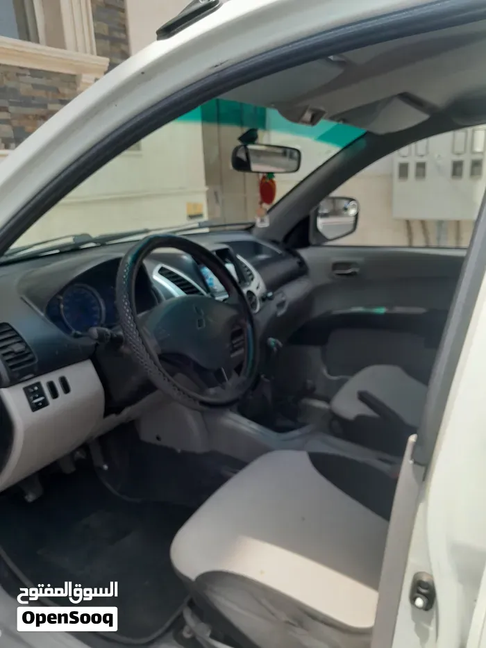 Mitsubishi L200 2021 photo 4