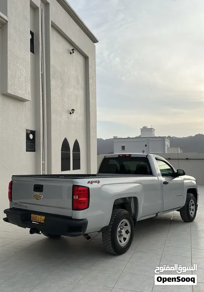Chevrolet Silverado 2018 photo 3