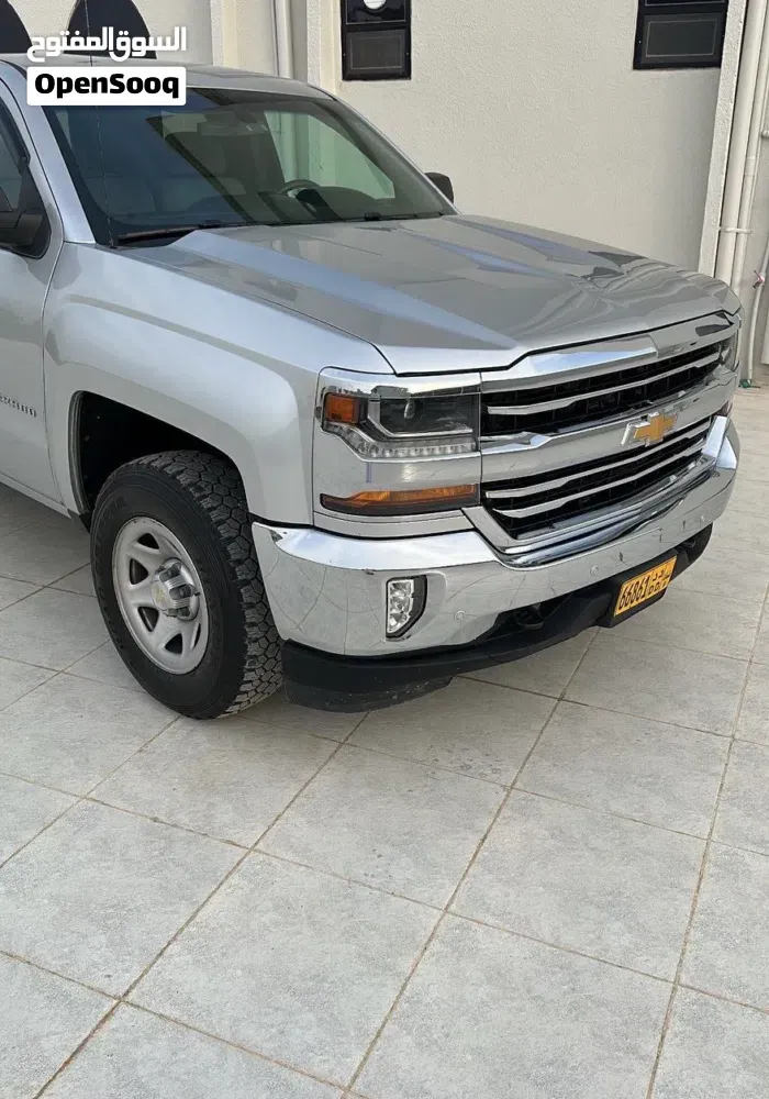 Chevrolet Silverado 2018 photo 2