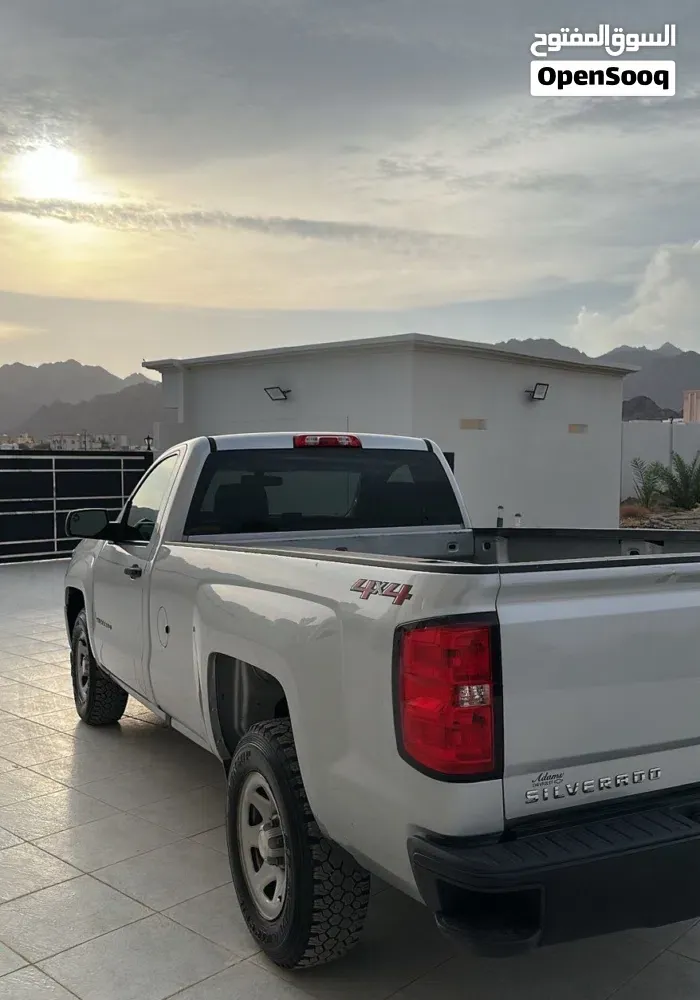 Chevrolet Silverado 2018 photo 4