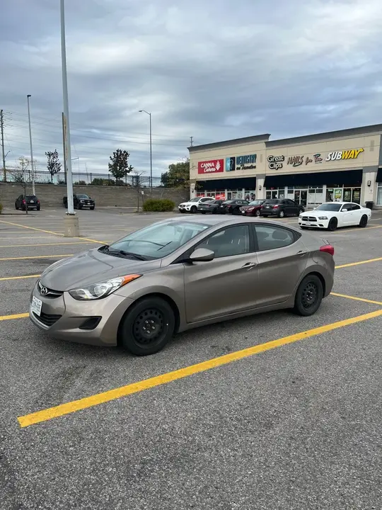 Hyundai Elantra 2013 photo 2