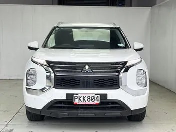 Mitsubishi Outlander 2022 photo 3