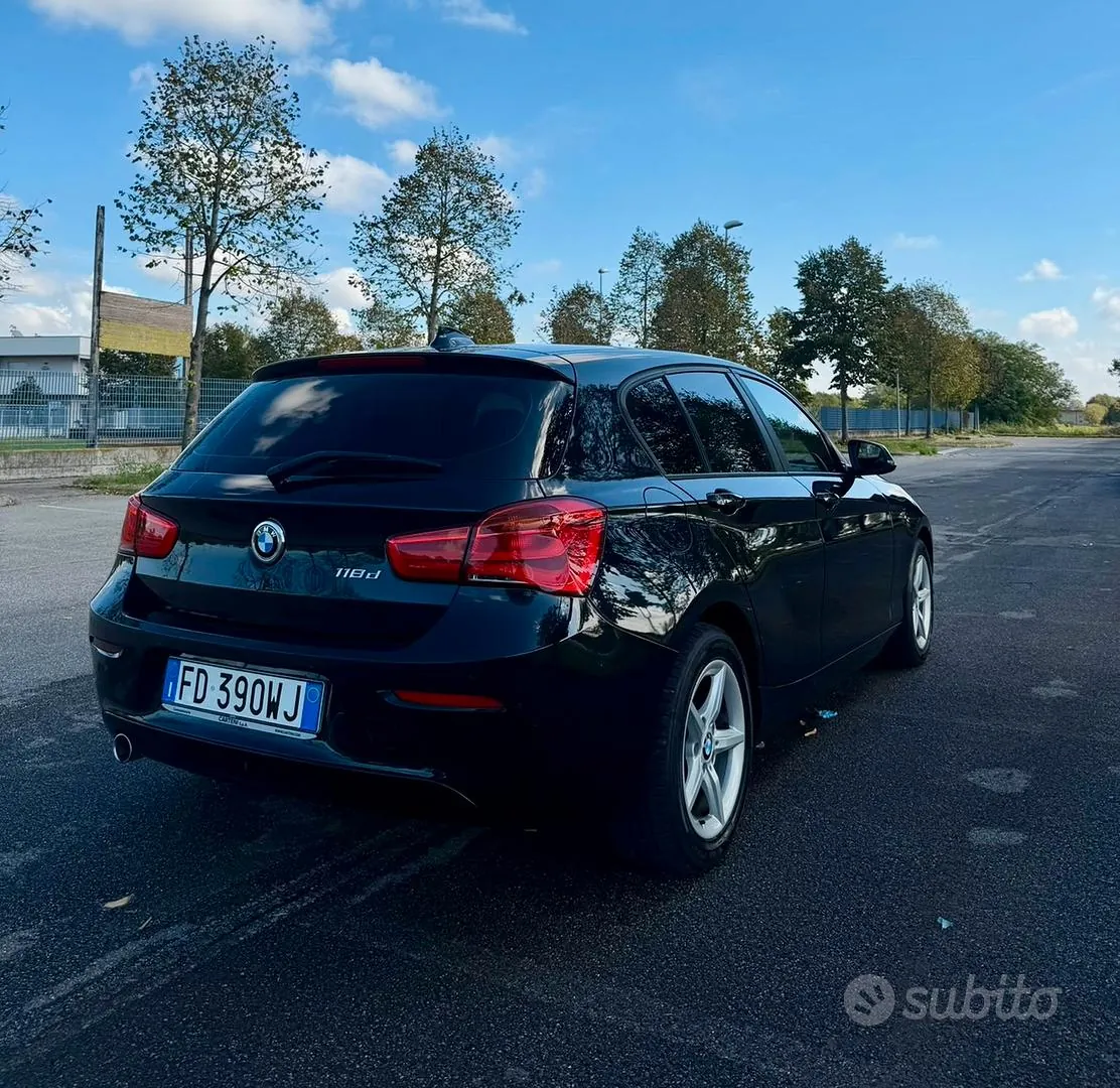 BMW 1 Series 2016 photo 2