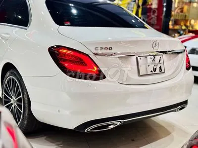 Mercedes-Benz C-Class 2018 photo 3