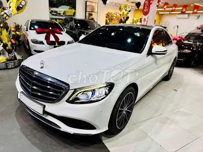 Mercedes-Benz C-Class 2018 photo 4