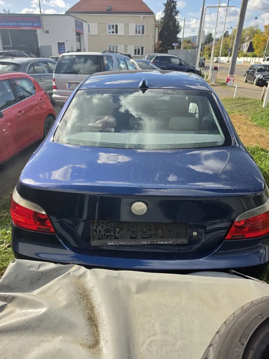 BMW 5 Series 2003 photo 3