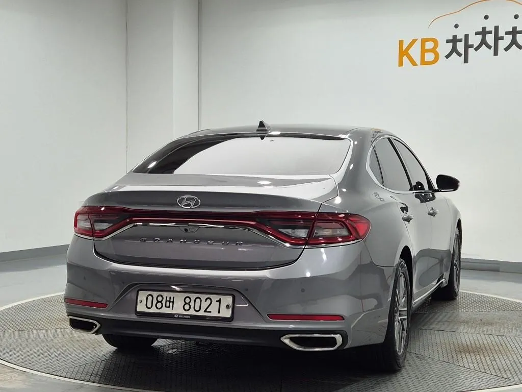 Hyundai Grandeur 2018 photo 3