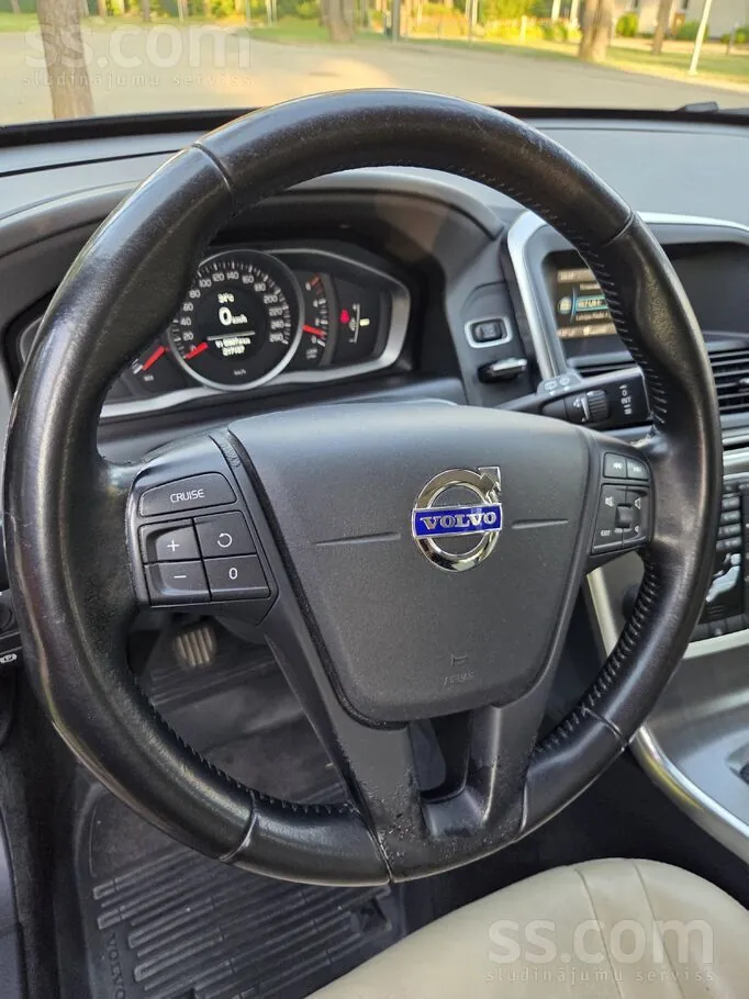 Volvo Xc 60 2016 photo 5