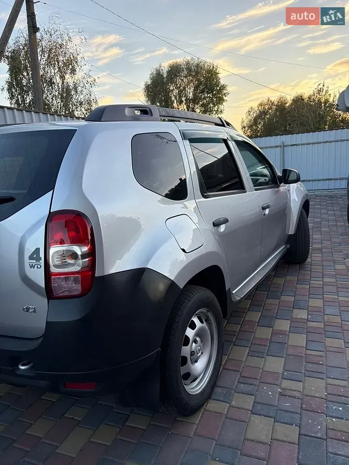Renault Duster 2015 photo 3