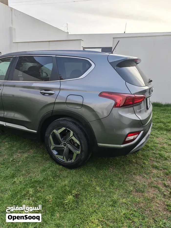 Hyundai Santa Fe 2019 photo 4