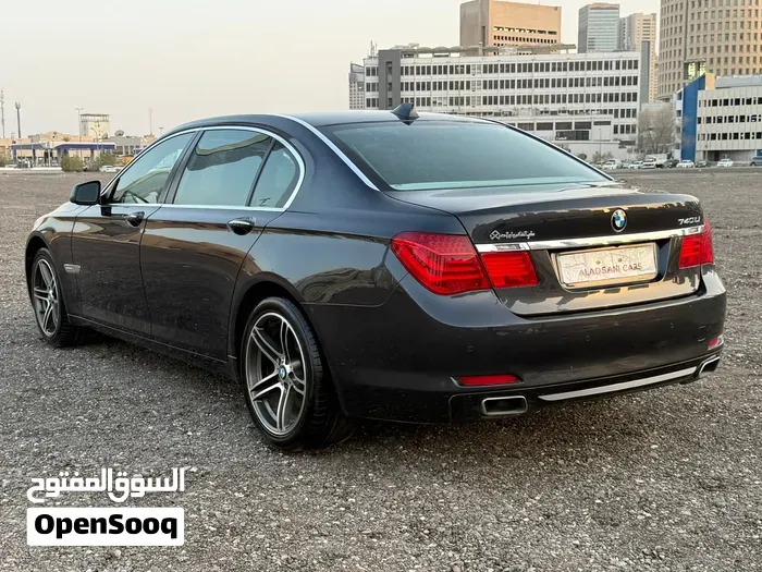 BMW 7 Series 2012 photo 4