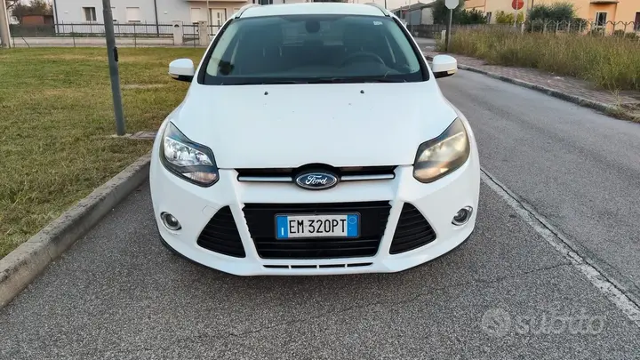 Ford Focus 2012 photo 5