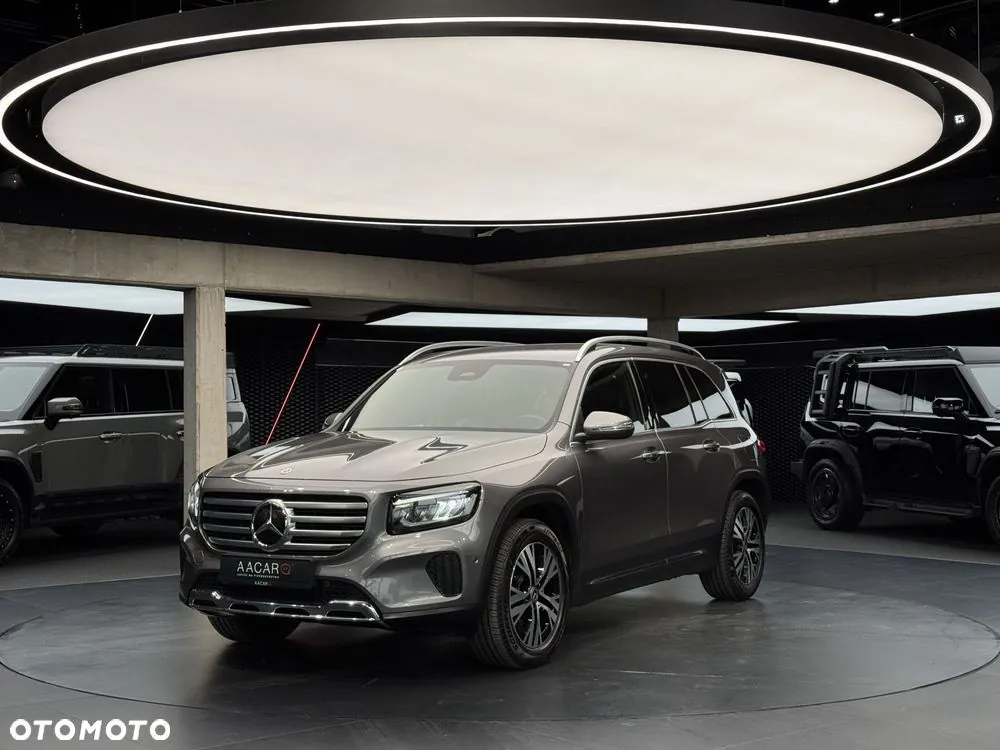 Mercedes-Benz Glb