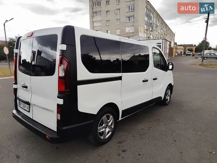 Renault Trafic 2019 photo 5