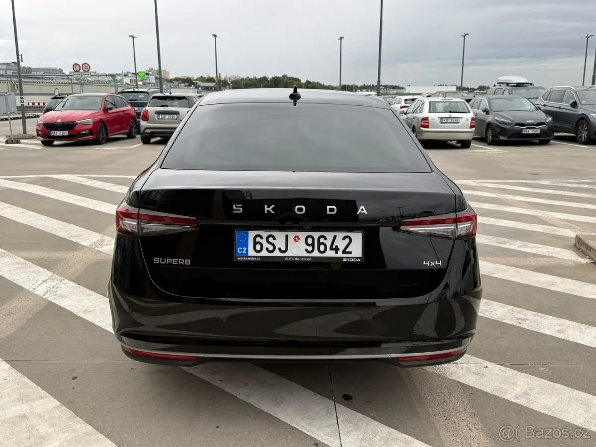 Skoda Superb 2024 photo 5