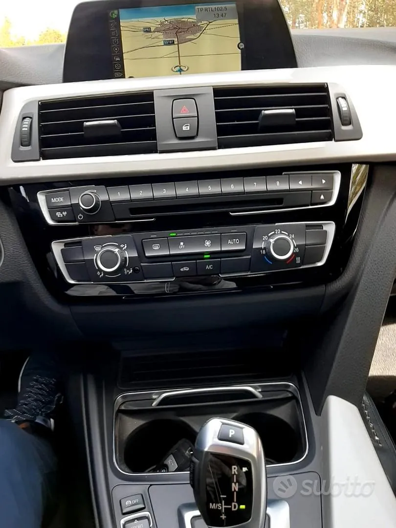 BMW 3 Series 2017 photo 3