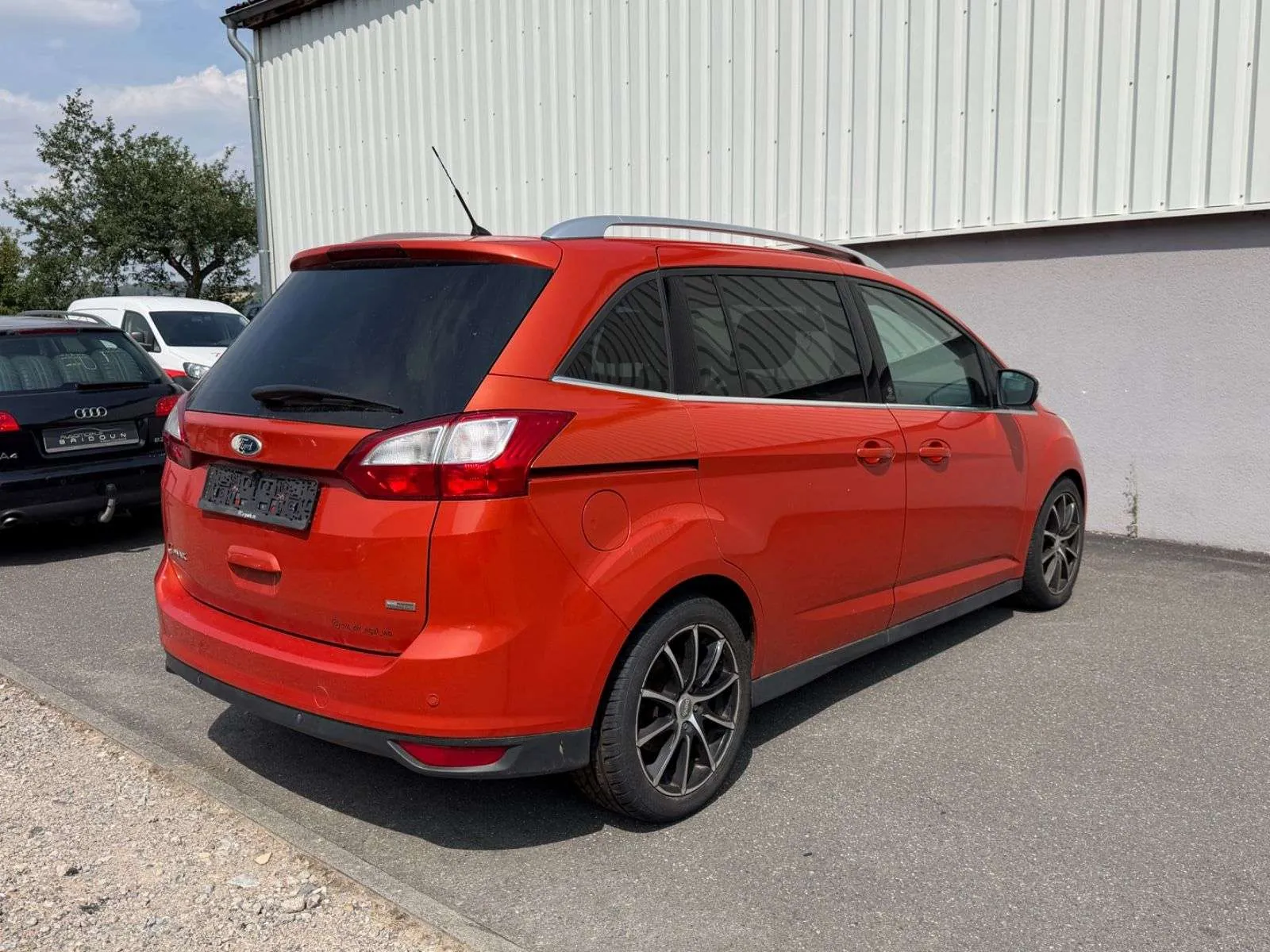 Ford Grand C-Max 2012 photo 4