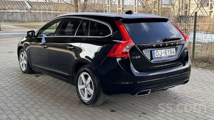 Volvo V60 2014 photo 4