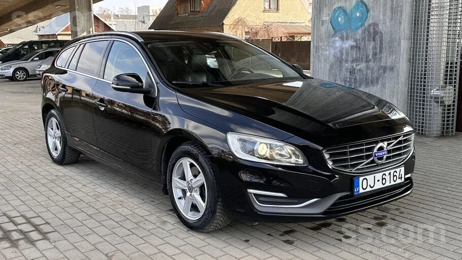 Volvo V60 2014 photo 2