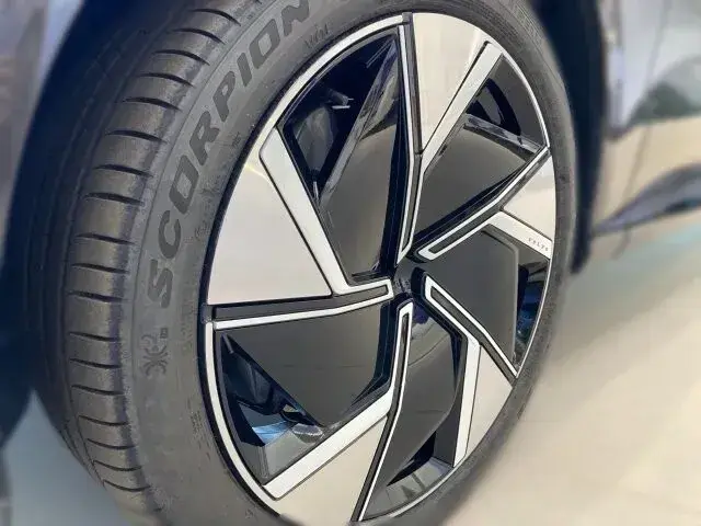 Volvo Ex90 2024 photo 3