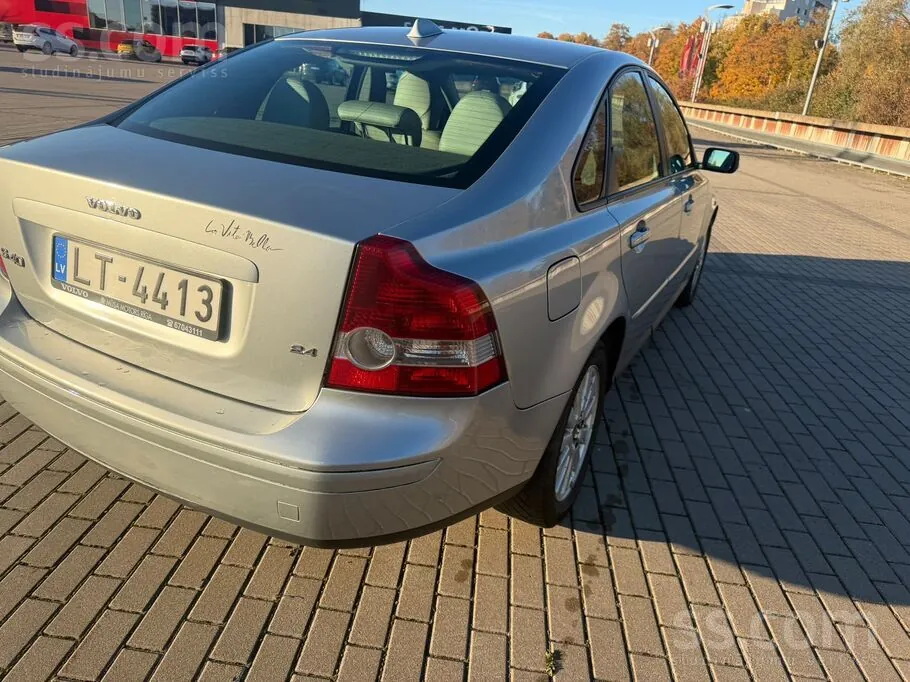 Volvo S40 2005 photo 4