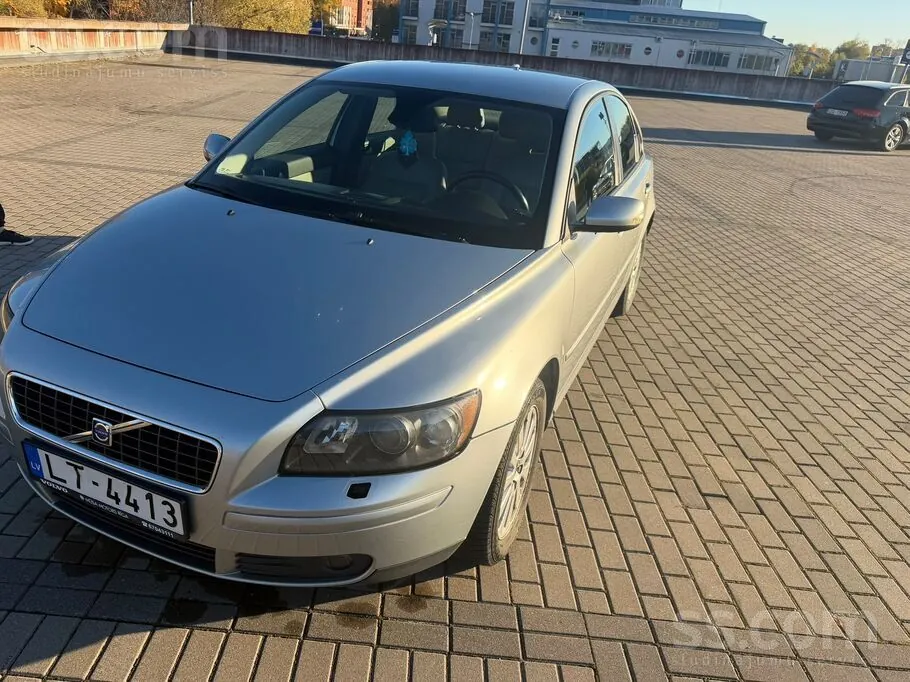 Volvo S40 2005 photo 2