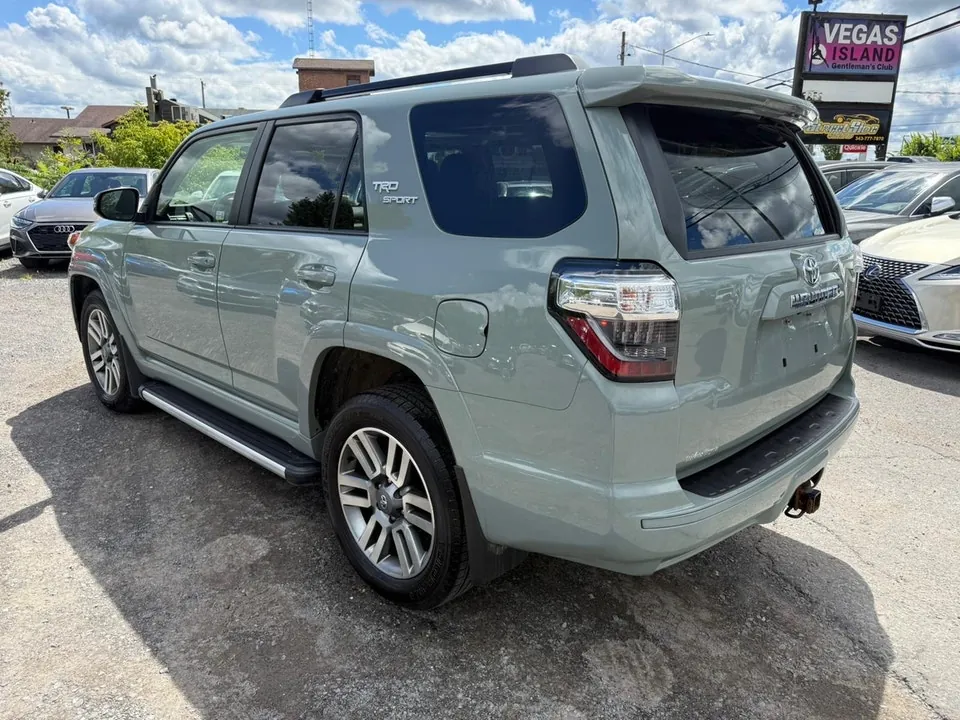 Toyota 4Runner 2023 photo 4