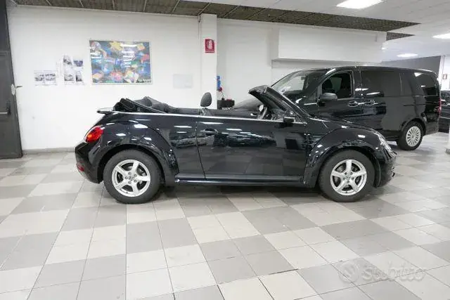 Volkswagen Maggiolino Cabrio 2015 photo 2