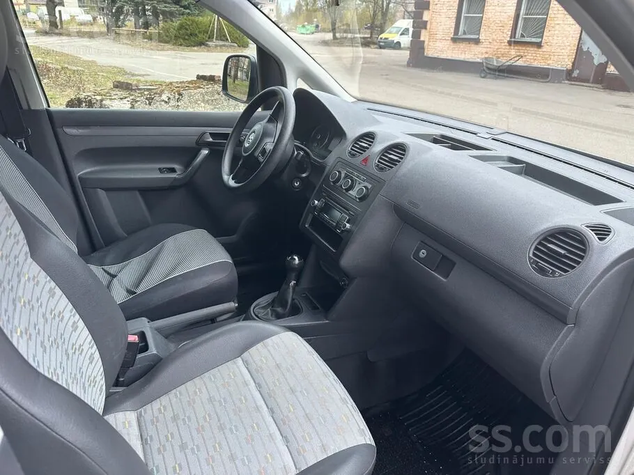 Volkswagen Caddy 2012 photo 5