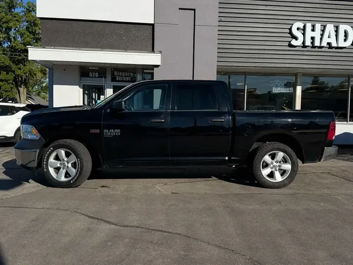 Ram 1500 Classic 2021 photo 2