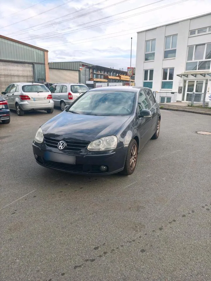 Volkswagen Golf V