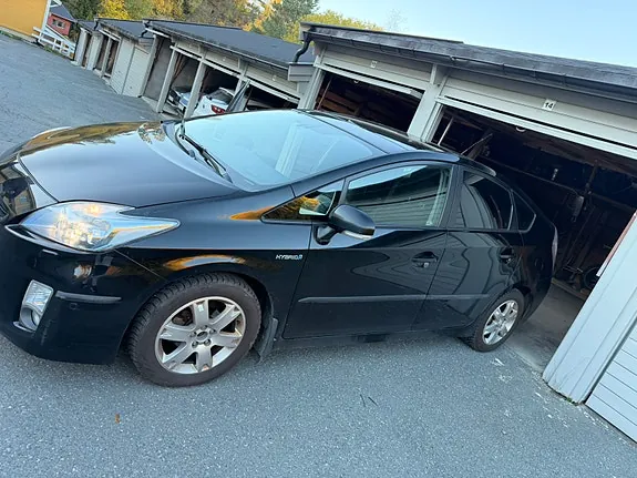 Toyota Prius 2010 photo 2