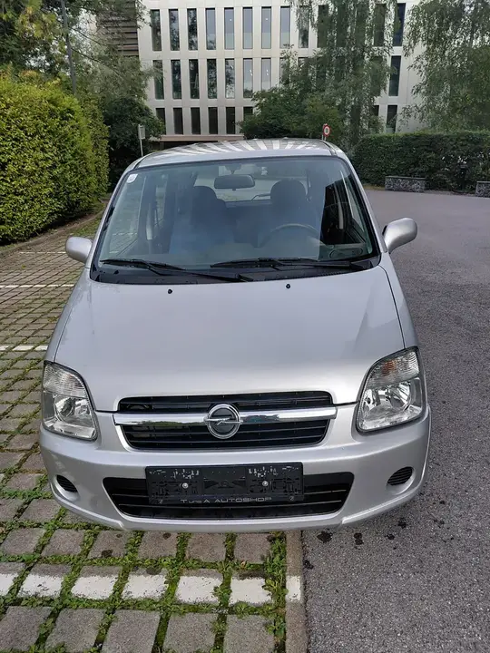 Opel Agila