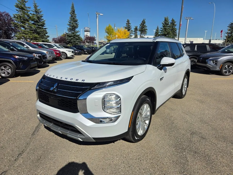 Mitsubishi Outlander 2024 photo 3