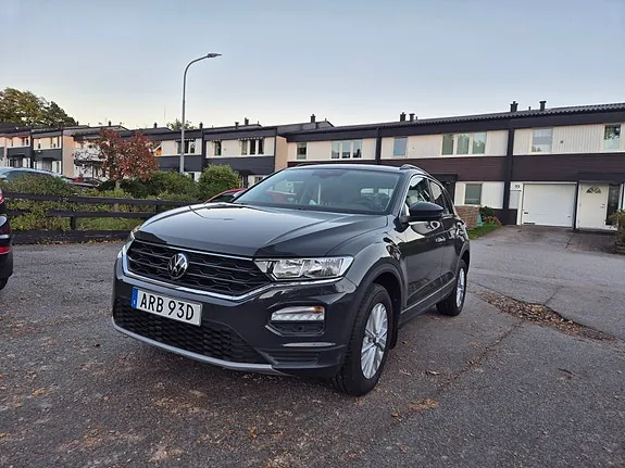 Volkswagen T-Roc 2022 photo 2
